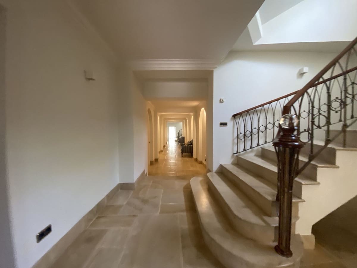 8 soverom Villa til salgs i La Zagaleta med svømmebasseng garasje - € 12 900 000 (Ref: 8442268)