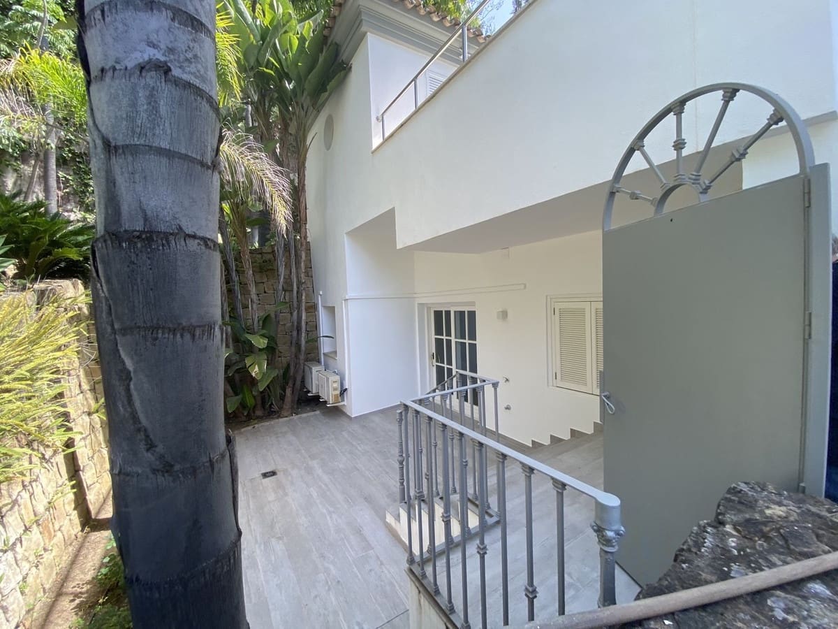 8 soverom Villa til salgs i La Zagaleta med svømmebasseng garasje - € 12 900 000 (Ref: 8442268)