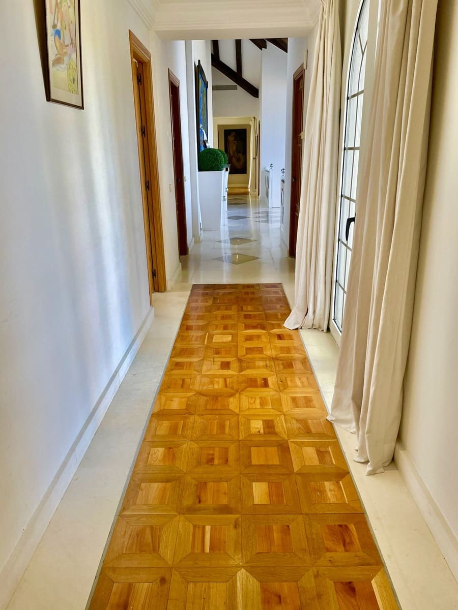 9 soveværelse Villa til salg i Marbella med swimmingpool garage - € 11.900.000 (Ref: 8442272)