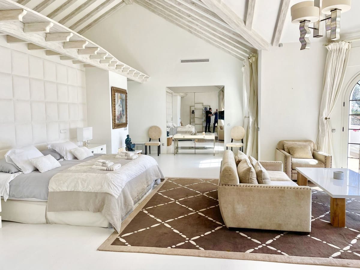 9 soveværelse Villa til salg i Marbella med swimmingpool garage - € 11.900.000 (Ref: 8442272)