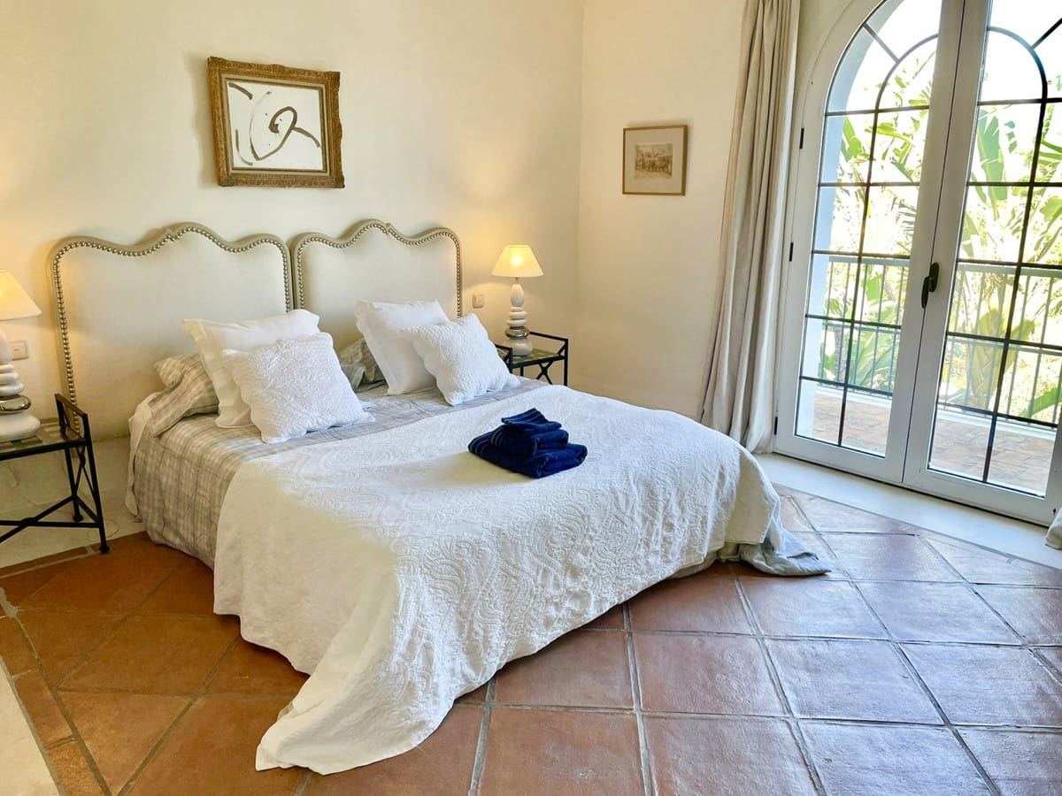 9 soveværelse Villa til salg i Marbella med swimmingpool garage - € 11.900.000 (Ref: 8442272)