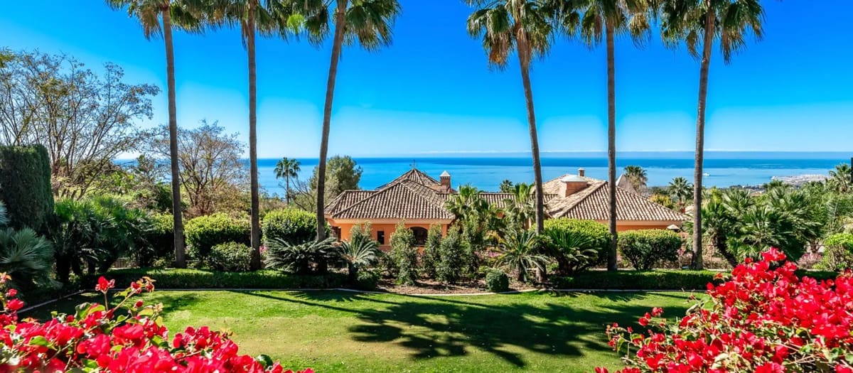 5 quarto Moradia para venda em Golden Mile com piscina - 17 900 000 € (Ref: 8442305)