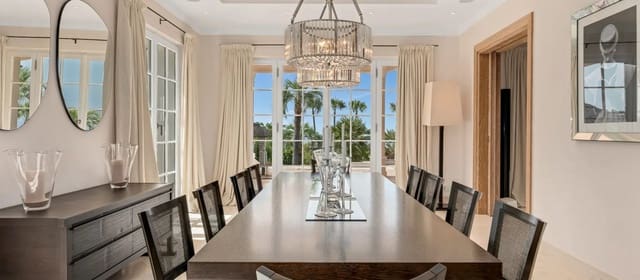 5 quarto Moradia para venda em Sierra Blanca, Marbella com piscina - 17 900 000 € (Ref: 8442305)