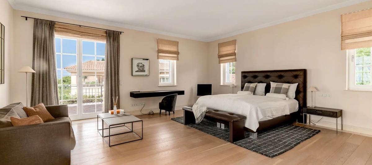 5 quarto Moradia para venda em Golden Mile com piscina - 17 900 000 € (Ref: 8442305)