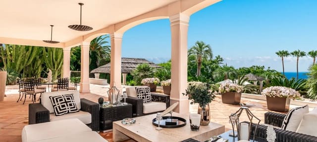5 quarto Moradia para venda em Sierra Blanca, Marbella com piscina - 17 900 000 € (Ref: 8442305)