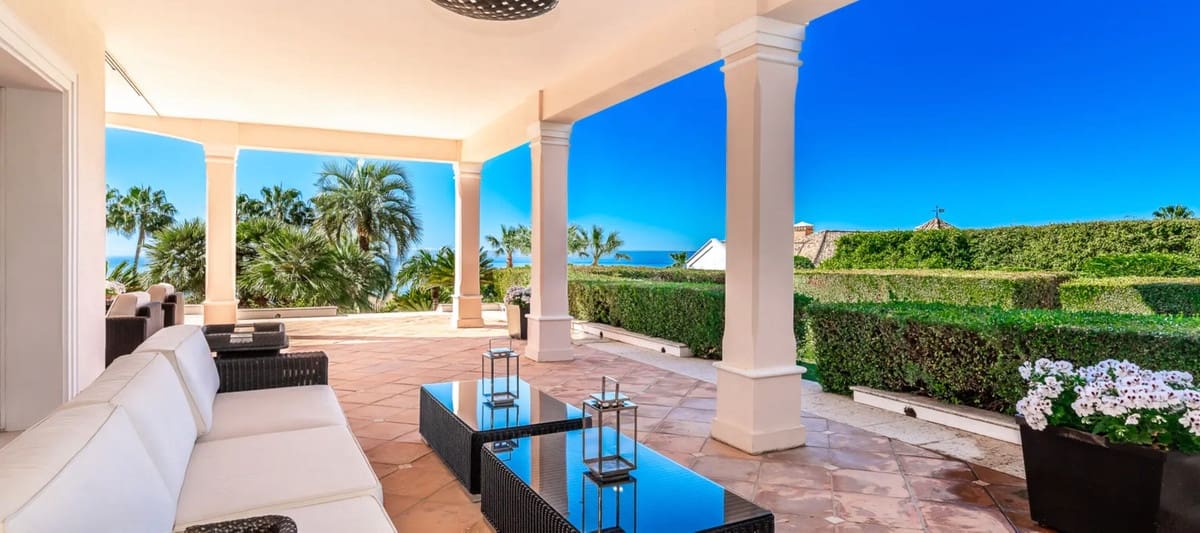 5 quarto Moradia para venda em Golden Mile com piscina - 17 900 000 € (Ref: 8442305)