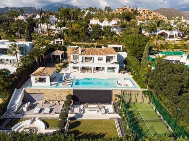 5 soverom Villa til salgs i Las Brisas, Marbella med svømmebasseng garasje - € 10 500 000 (Ref: 8442315)