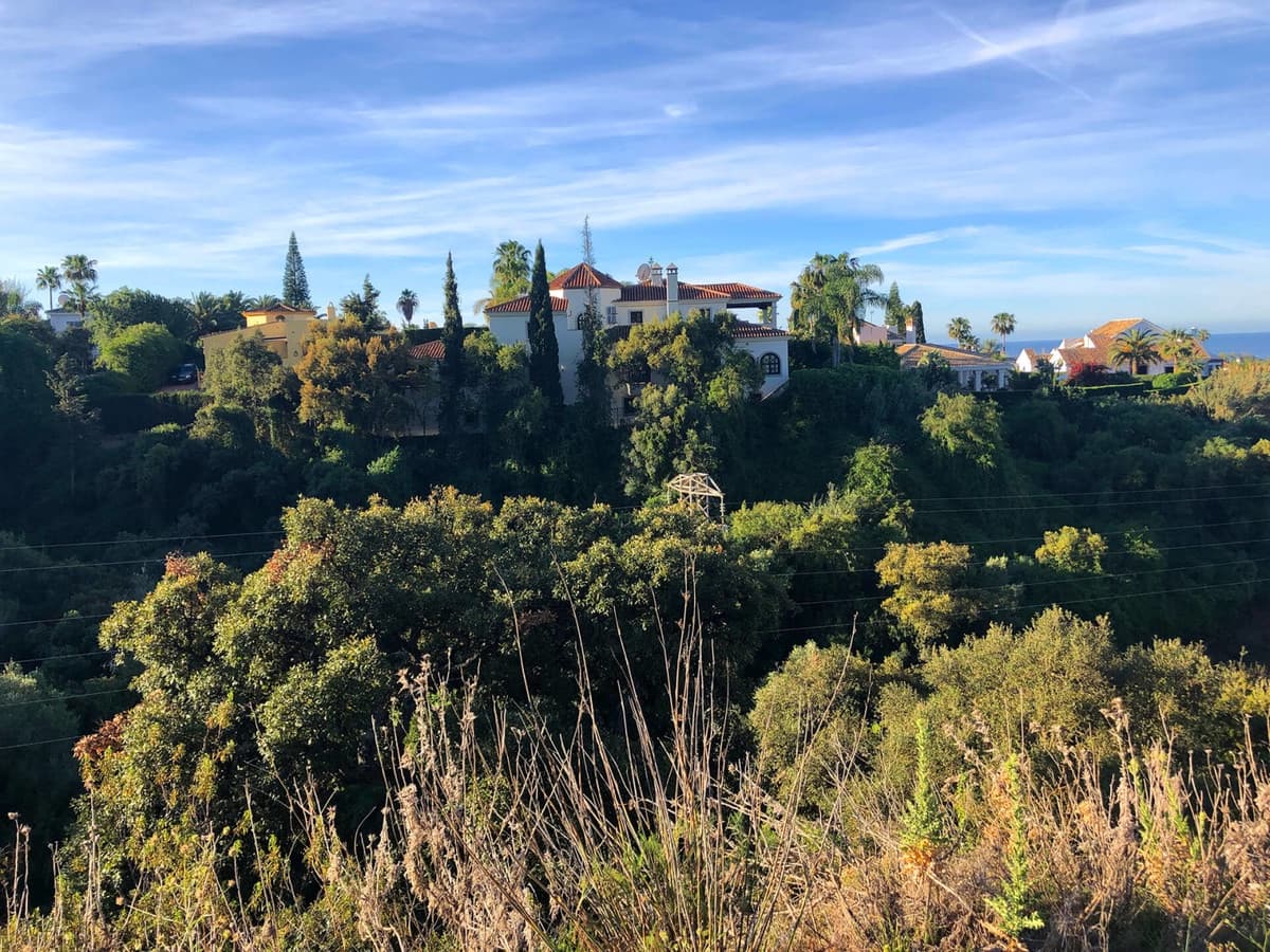 Grunde uden byggetilladelser til salg i Elviria - € 6.500.000 (Ref: 8445531)