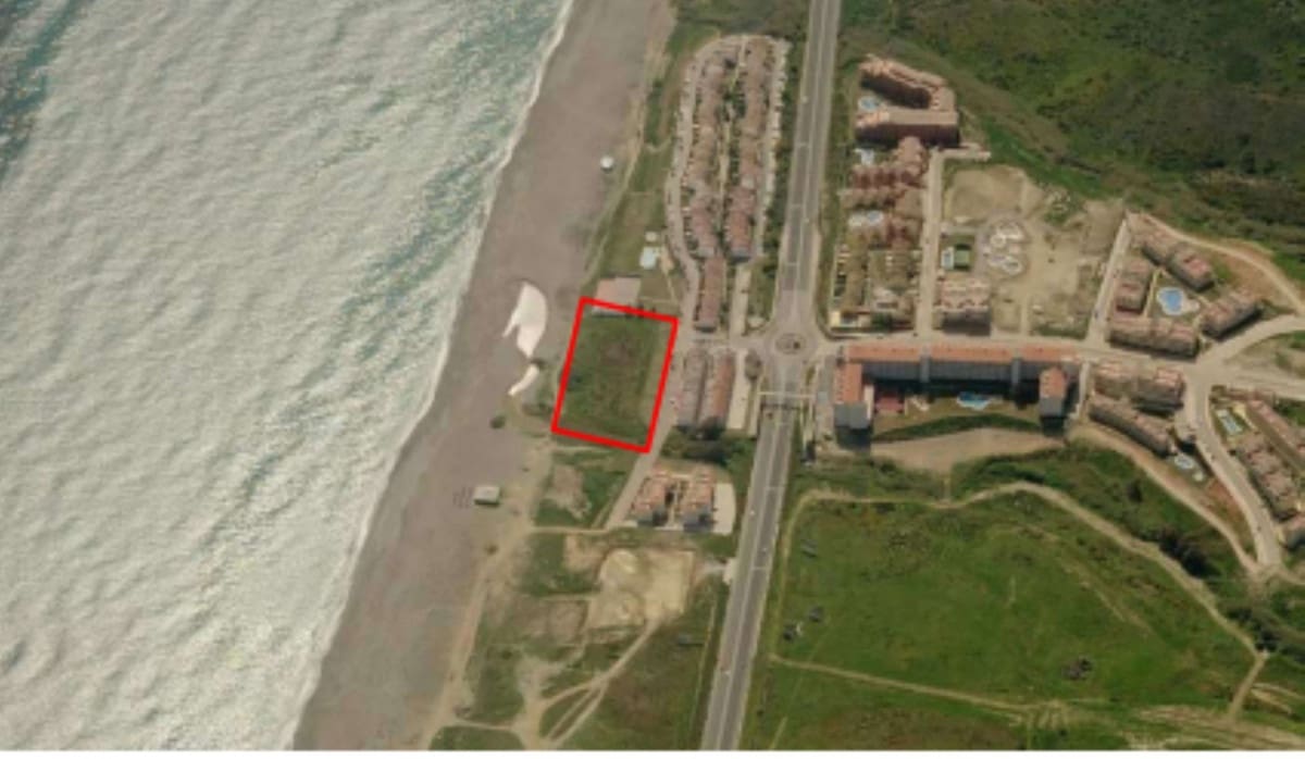 Grunde uden byggetilladelser til salg i Manilva - € 3.500.000 (Ref: 8445547)