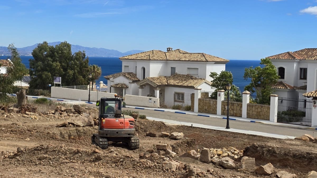 4 soverom Villa til salgs i Manilva med svømmebasseng - € 1 350 000 (Ref: 8446411)