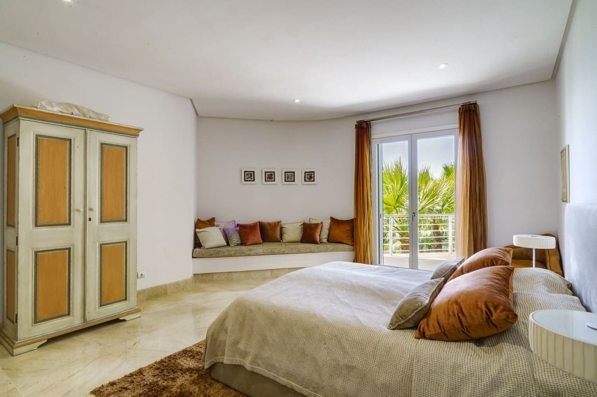 5 soveværelse Villa til salg i El Madronal med swimmingpool garage - € 4.600.000 (Ref: 8457756)