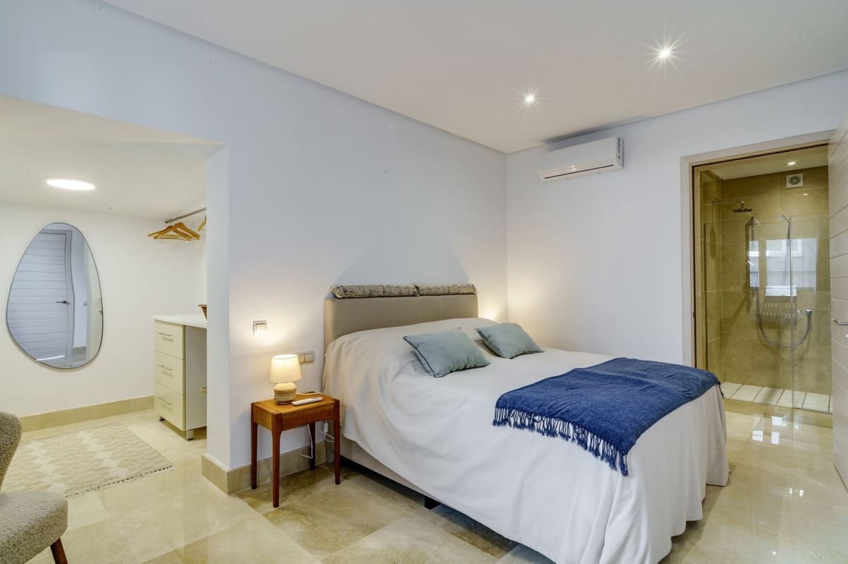 5 soveværelse Villa til salg i El Madronal med swimmingpool garage - € 4.600.000 (Ref: 8457756)