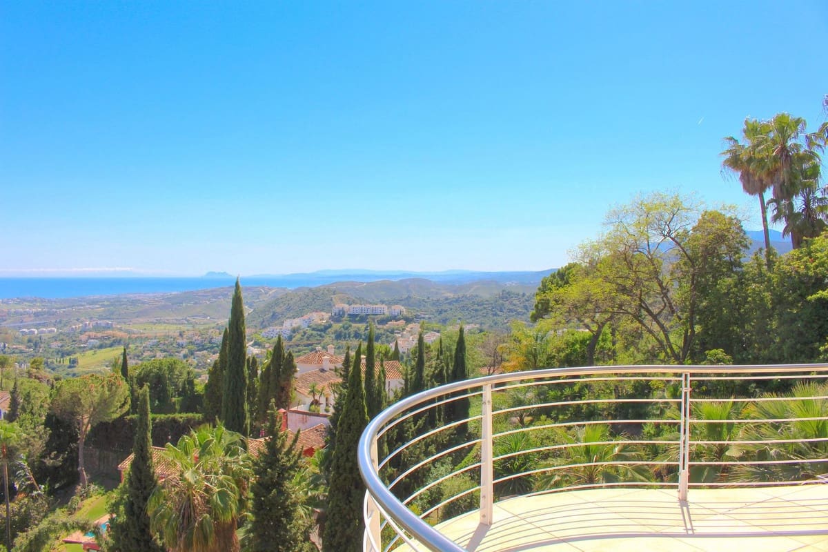 5 soveværelse Villa til salg i El Madronal med swimmingpool garage - € 4.600.000 (Ref: 8457756)