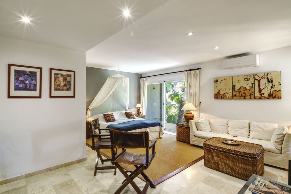 5 soveværelse Villa til salg i El Madronal med swimmingpool garage - € 4.600.000 (Ref: 8457756)