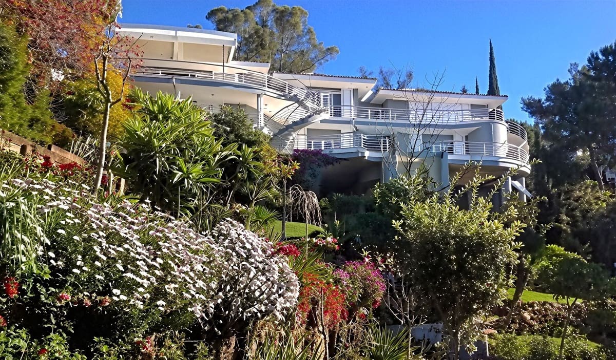 5 soveværelse Villa til salg i El Madronal med swimmingpool garage - € 4.600.000 (Ref: 8457756)