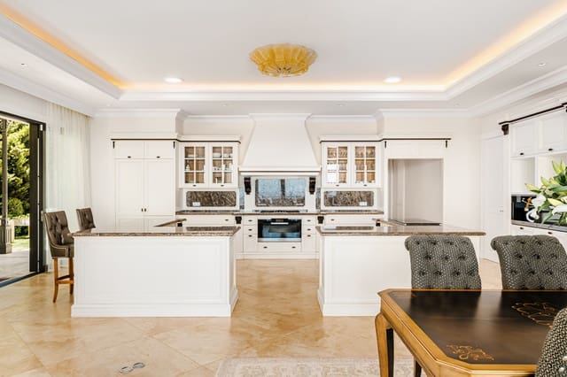 7 quarto Moradia para venda em Sierra Blanca, Marbella com piscina - 14 500 000 € (Ref: 8457759)