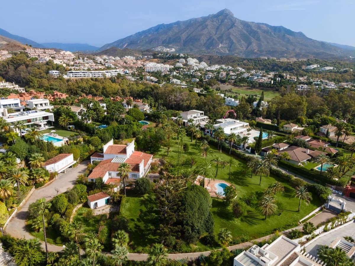 Terreno Não Urbanizado para venda em Estepona - 10 900 000 € (Ref: 8457916)