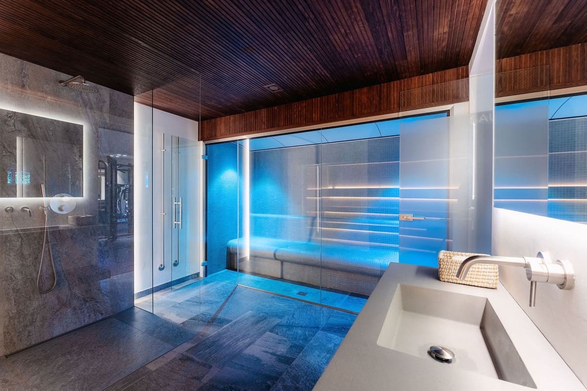 6 chambre Villa/Maison à vendre à Golden Mile avec piscine garage - 12 000 000 € (Ref: 8459788)