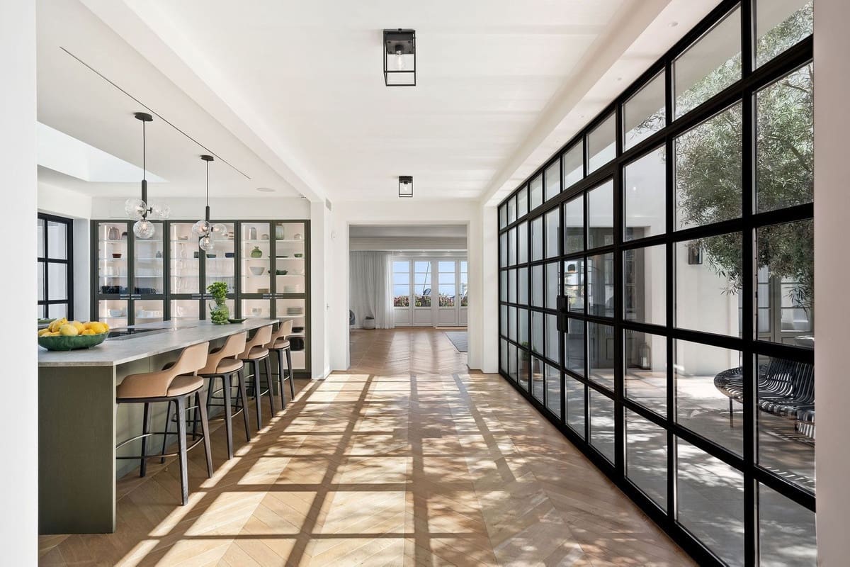 6 chambre Villa/Maison à vendre à Golden Mile avec piscine garage - 12 000 000 € (Ref: 8459788)