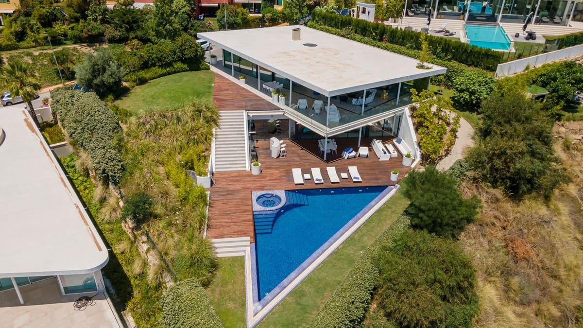 5 soveværelse Villa til salg i Fuengirola med swimmingpool garage - € 4.500.000 (Ref: 8459846)