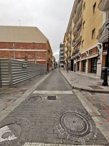 Grunde uden byggetilladelser til salg i Centro ciudad, Fuengirola - € 4.501.127 (Ref: 8459892)