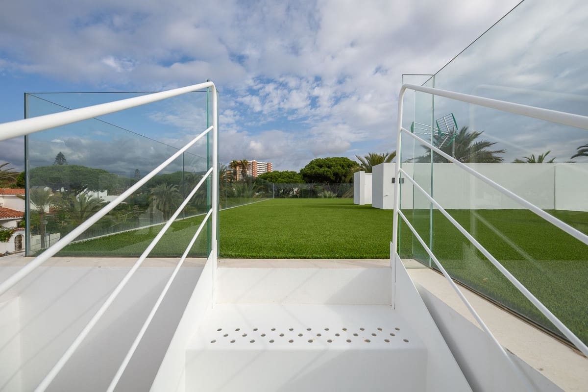 4 sypialnia Willa na sprzedaż w Marbesa z basenem garażem - 3 600 000 € (Ref: 8459938)