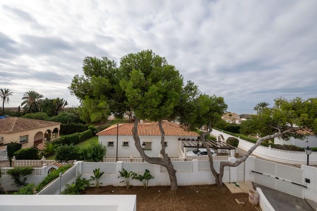 4 sypialnia Willa na sprzedaż w Marbesa, Marbella z basenem garażem - 3 600 000 € (Ref: 8459938)