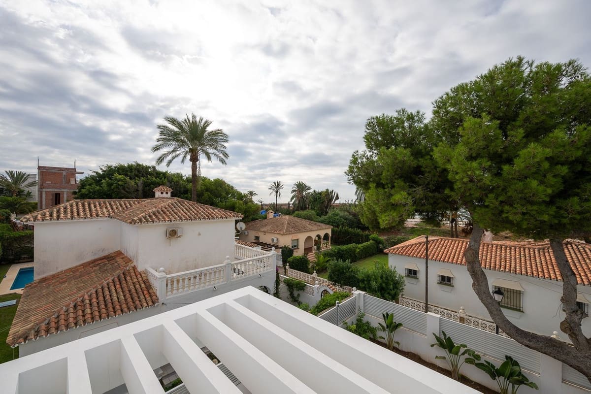 4 sypialnia Willa na sprzedaż w Marbesa z basenem garażem - 3 600 000 € (Ref: 8459938)