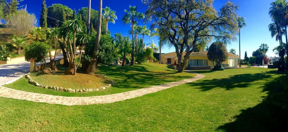 6 sypialnia Willa na sprzedaż w Elviria z basenem garażem - 3 000 000 € (Ref: 8459951)