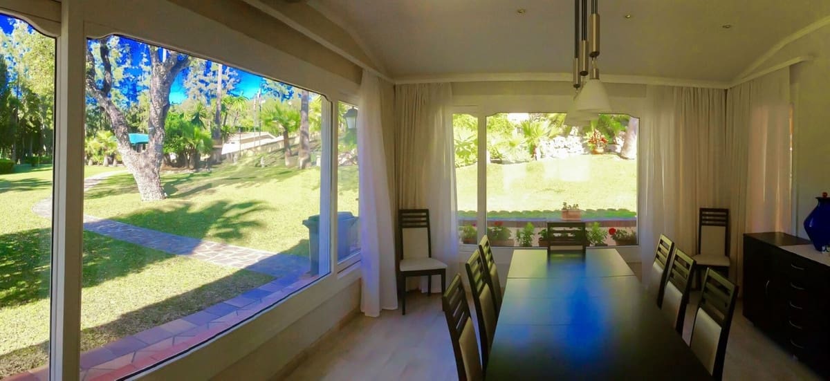 6 sypialnia Willa na sprzedaż w Elviria z basenem garażem - 3 000 000 € (Ref: 8459951)
