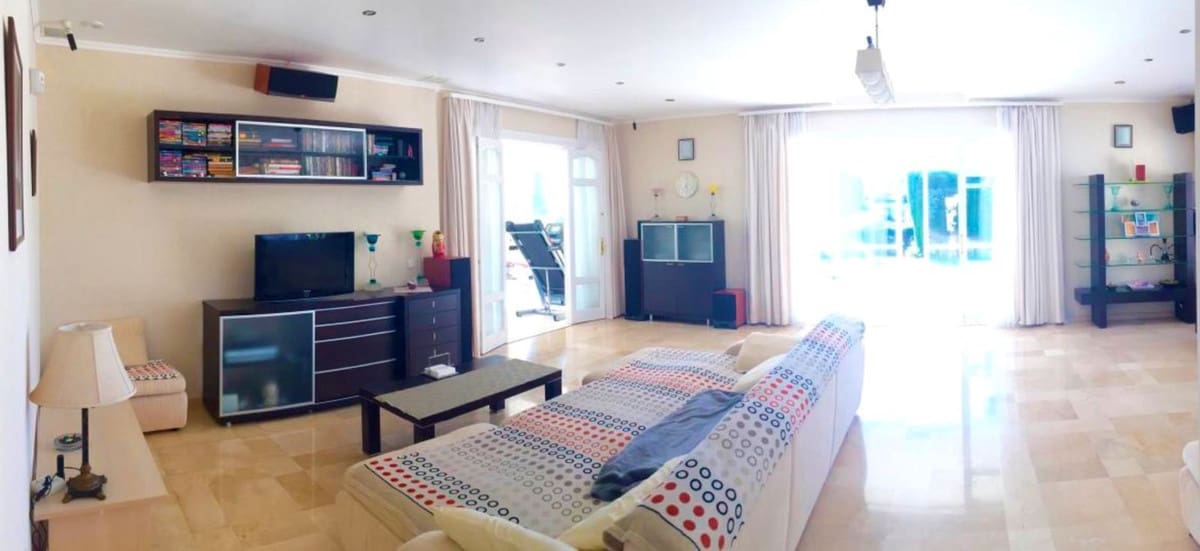 6 sypialnia Willa na sprzedaż w Elviria z basenem garażem - 3 000 000 € (Ref: 8459951)