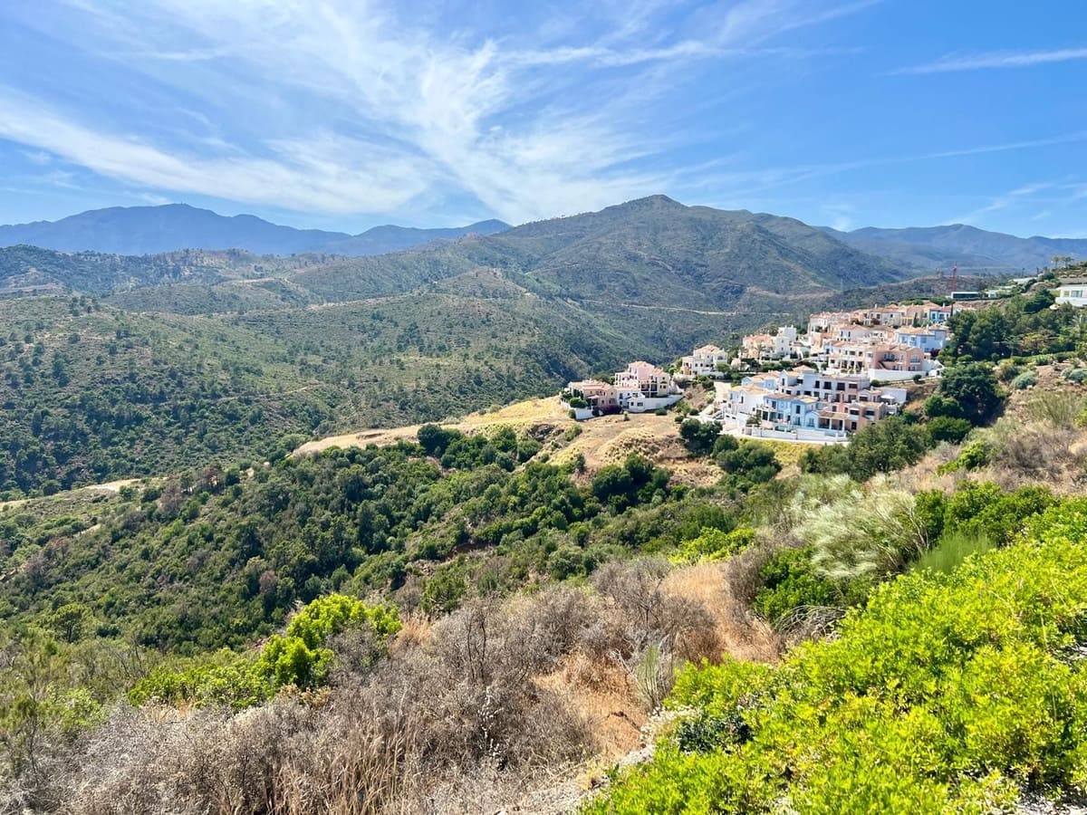 Grunde uden byggetilladelser til salg i Benahavis - € 10.000.000 (Ref: 8460077)