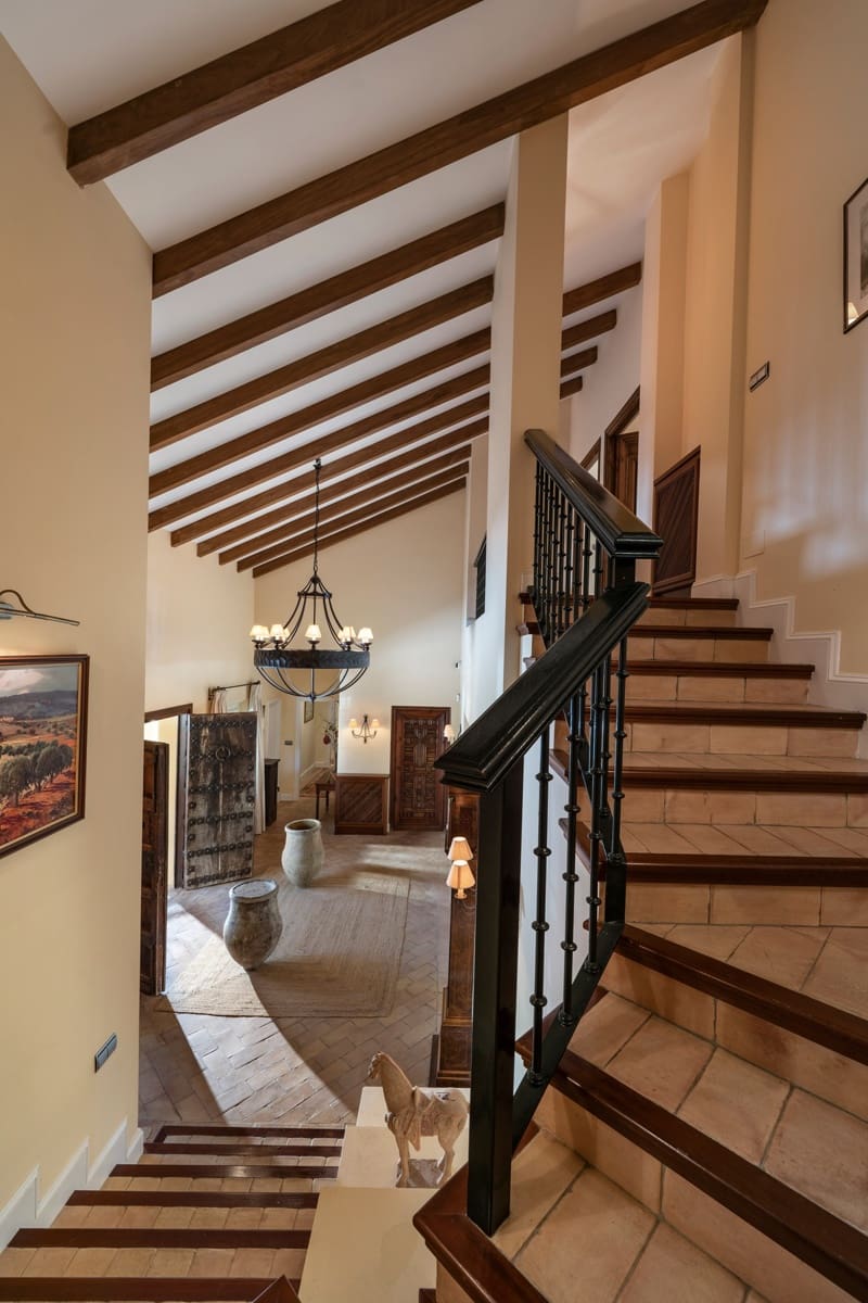 6 bedroom Villa for sale in Sotogrande with pool - € 4,100,000 (Ref: 8460081)