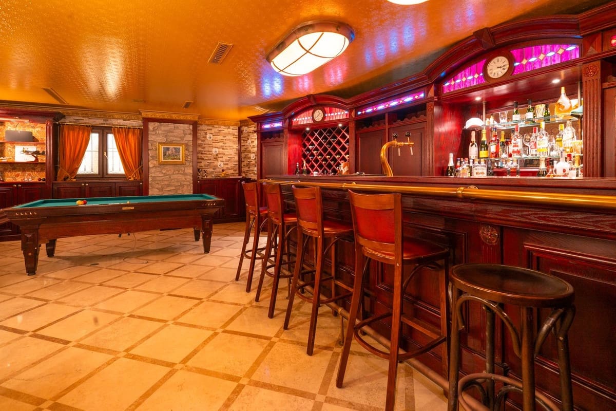 5 soveværelse Villa til salg i La Cala de Mijas med swimmingpool garage - € 4.250.000 (Ref: 8460102)