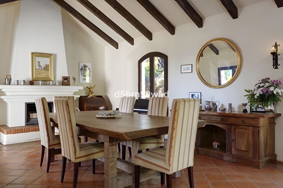 4 soveværelse Villa til salg i Gaucin med swimmingpool - € 4.000.000 (Ref: 8461653)