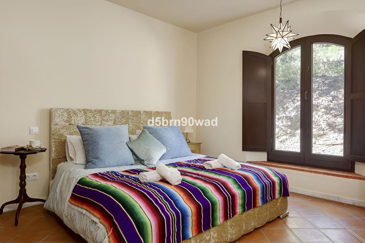 4 soveværelse Villa til salg i Gaucin med swimmingpool - € 4.000.000 (Ref: 8461653)