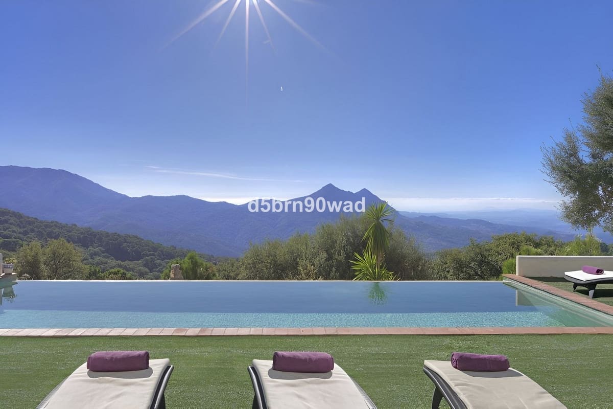 4 soveværelse Villa til salg i Gaucin med swimmingpool - € 4.000.000 (Ref: 8461653)