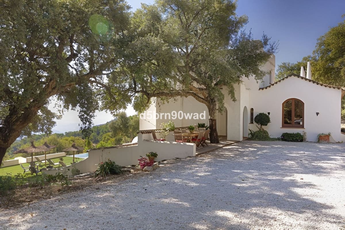 4 soveværelse Villa til salg i Gaucin med swimmingpool - € 4.000.000 (Ref: 8461653)