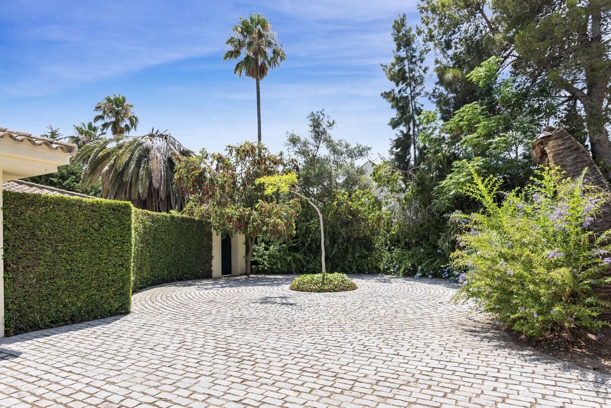 7 soveværelse Villa til salg i Sotogrande med swimmingpool garage - € 3.850.000 (Ref: 8461659)