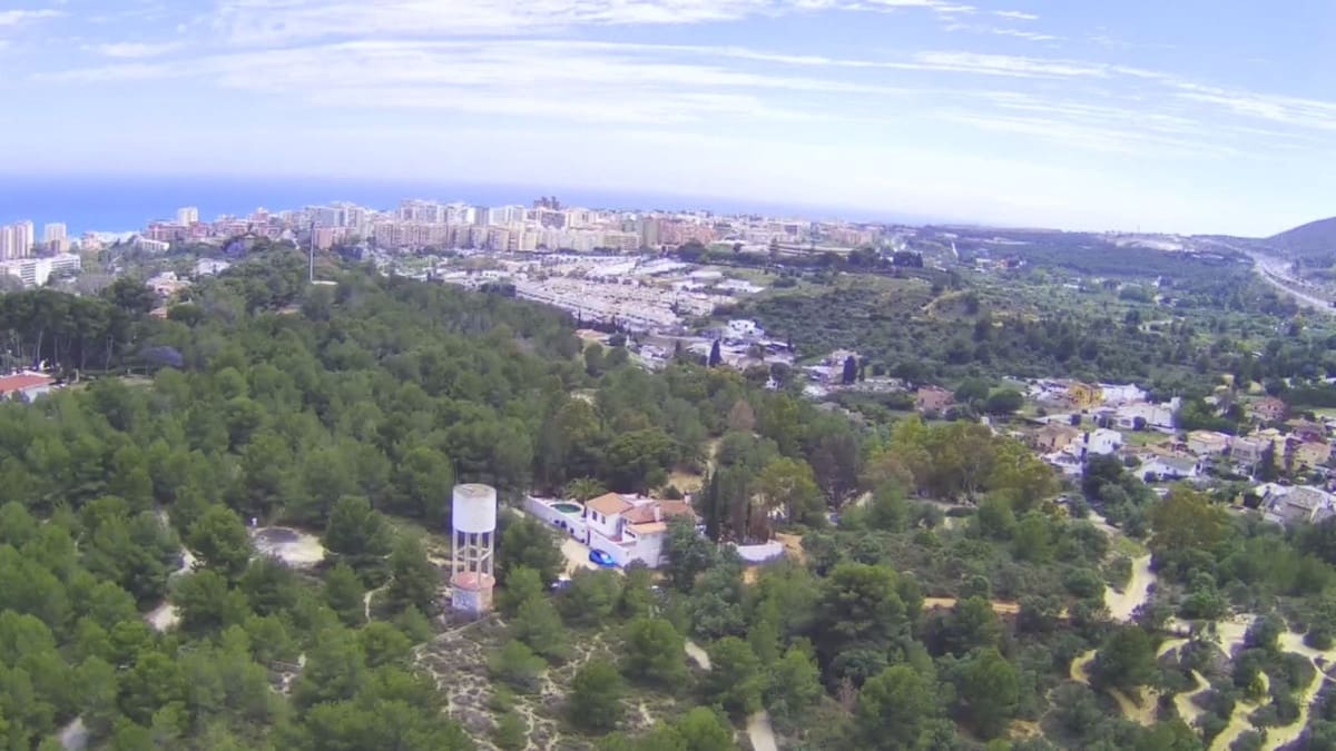 Teren niezagospodarowany na sprzedaż w Torremolinos - 4 662 960 € (Ref: 8461693)