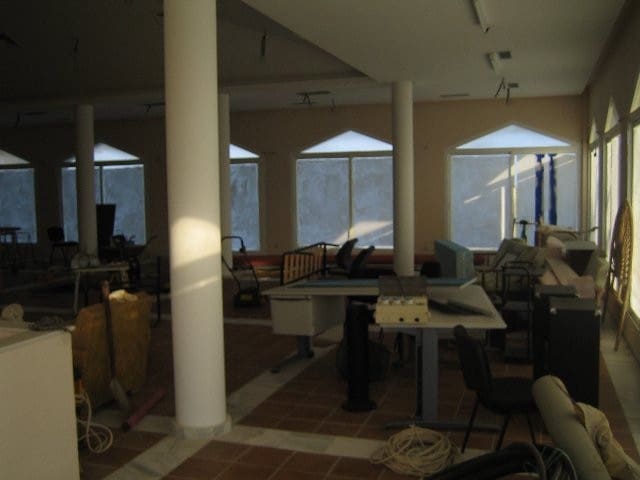 Commercieel te koop in Estepona met zwembad - € 6.000.000 (Ref: 8474664)