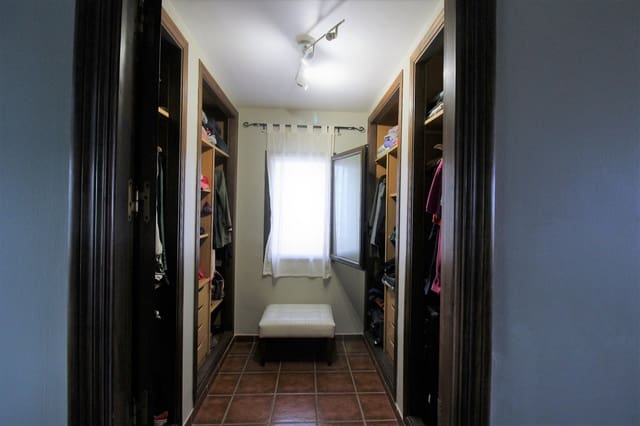 11 soveværelse Villa til salg i Lomas De Marbella, Marbella med swimmingpool - € 3.500.000 (Ref: 8474688)