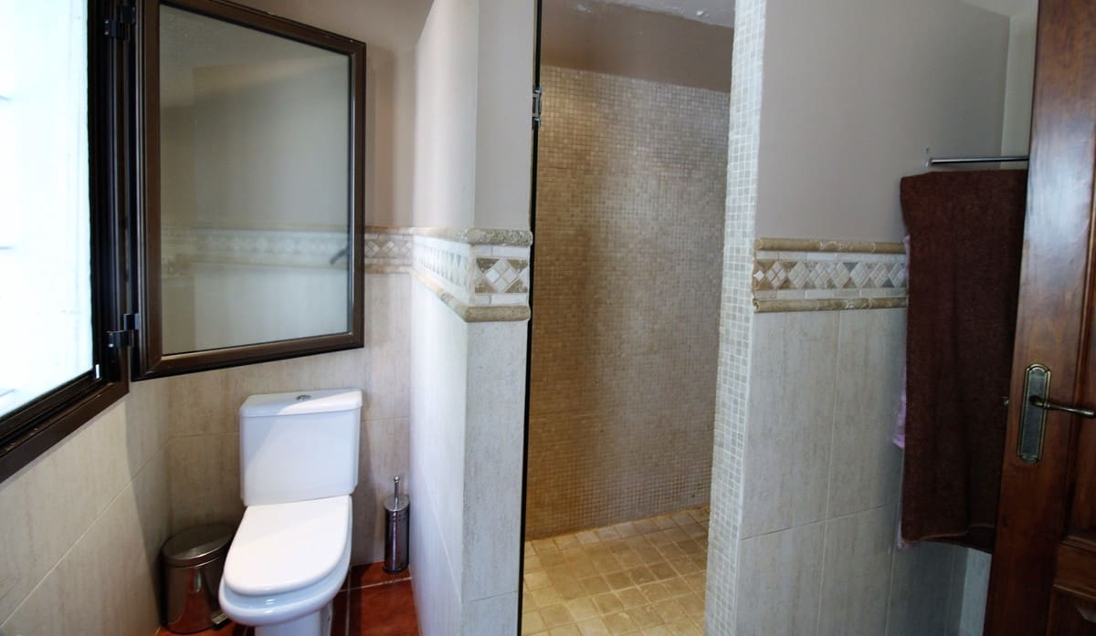 11 soveværelse Villa til salg i Marbella med swimmingpool - € 3.500.000 (Ref: 8474688)