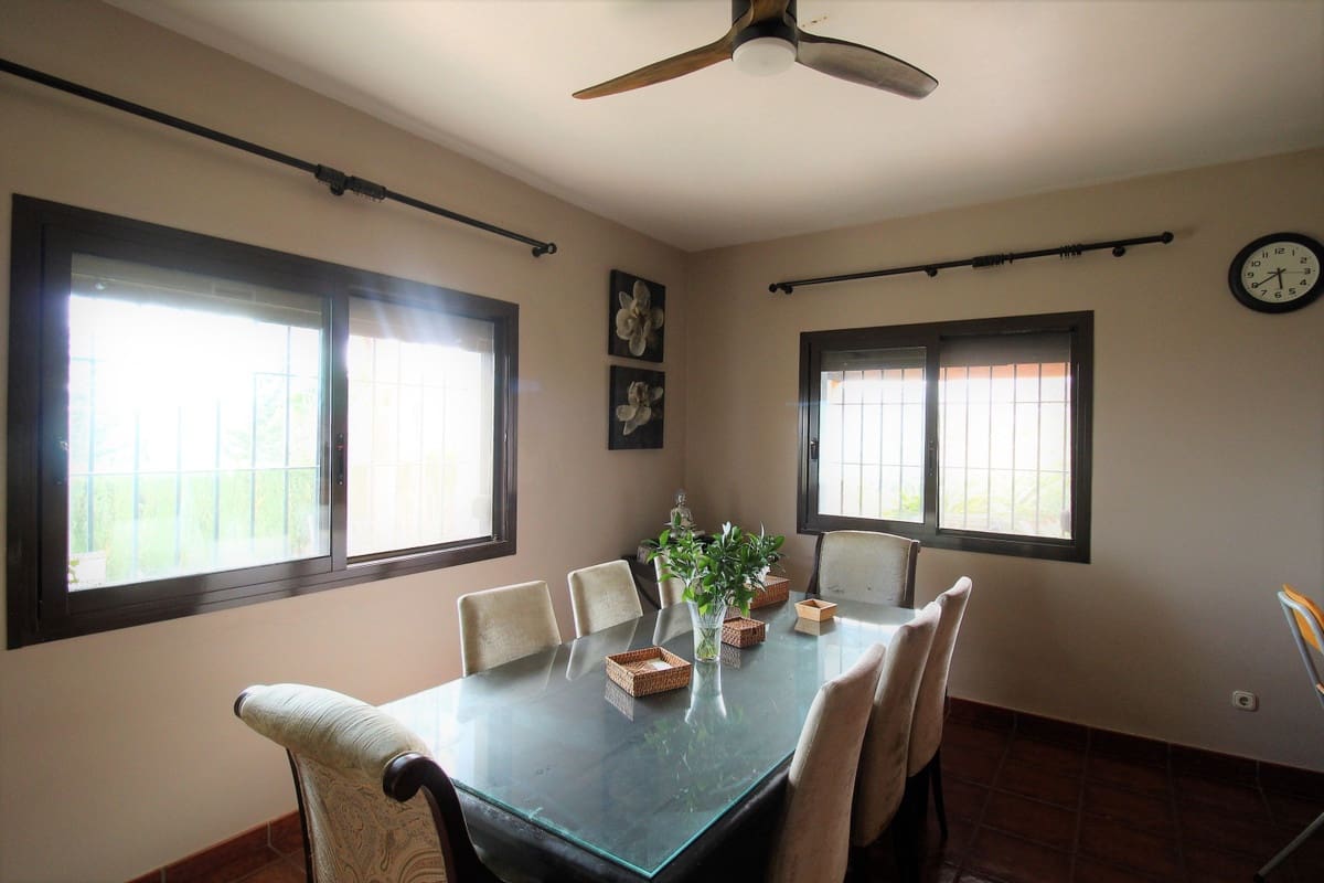 11 soveværelse Villa til salg i Marbella med swimmingpool - € 3.500.000 (Ref: 8474688)