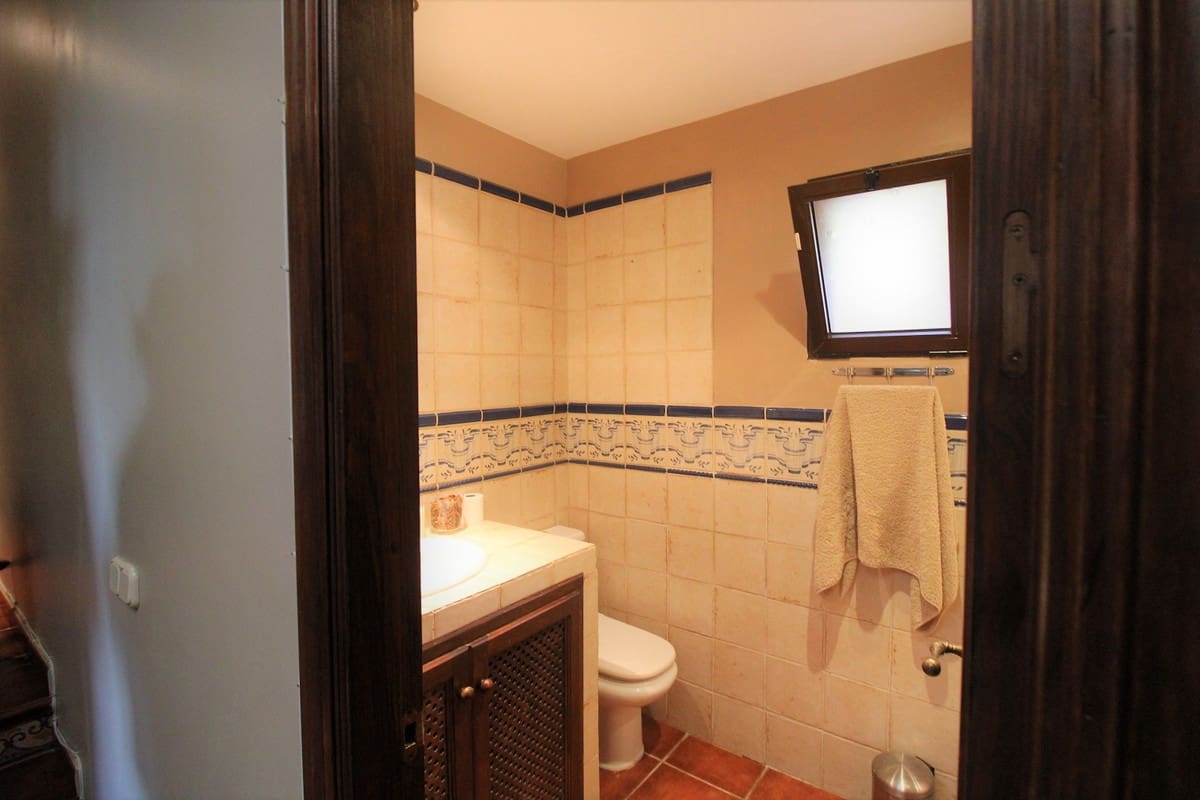 11 soveværelse Villa til salg i Marbella med swimmingpool - € 3.500.000 (Ref: 8474688)