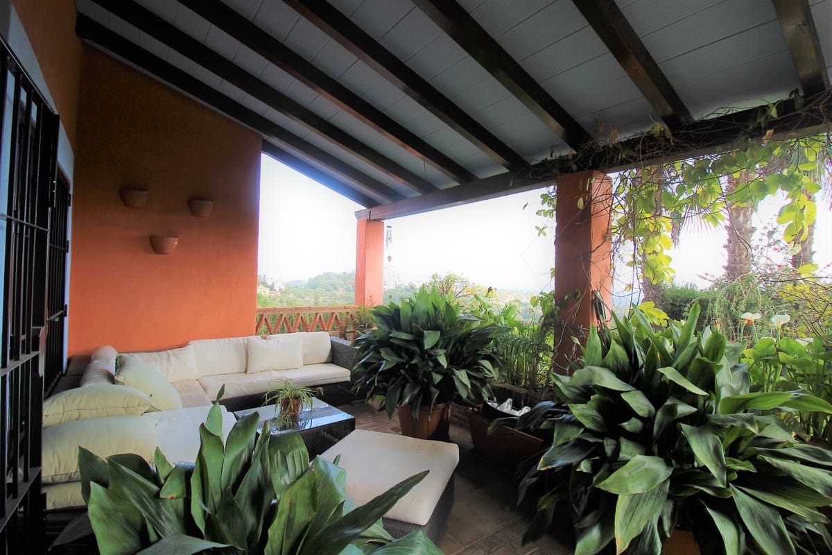 11 soveværelse Villa til salg i Marbella med swimmingpool - € 3.500.000 (Ref: 8474688)