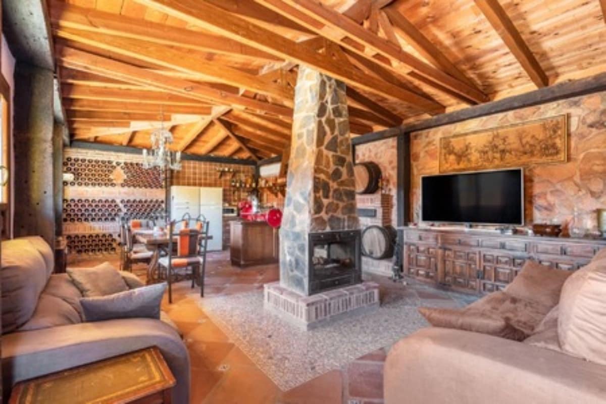 8 soveværelse Finca/Landehus til salg i Coin med swimmingpool garage - € 6.200.000 (Ref: 8474729)