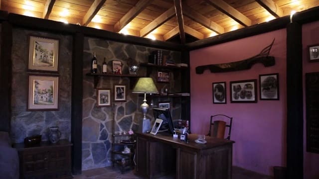 8 soveværelse Finca/Landehus til salg i Coín med swimmingpool garage - € 6.200.000 (Ref: 8474729)