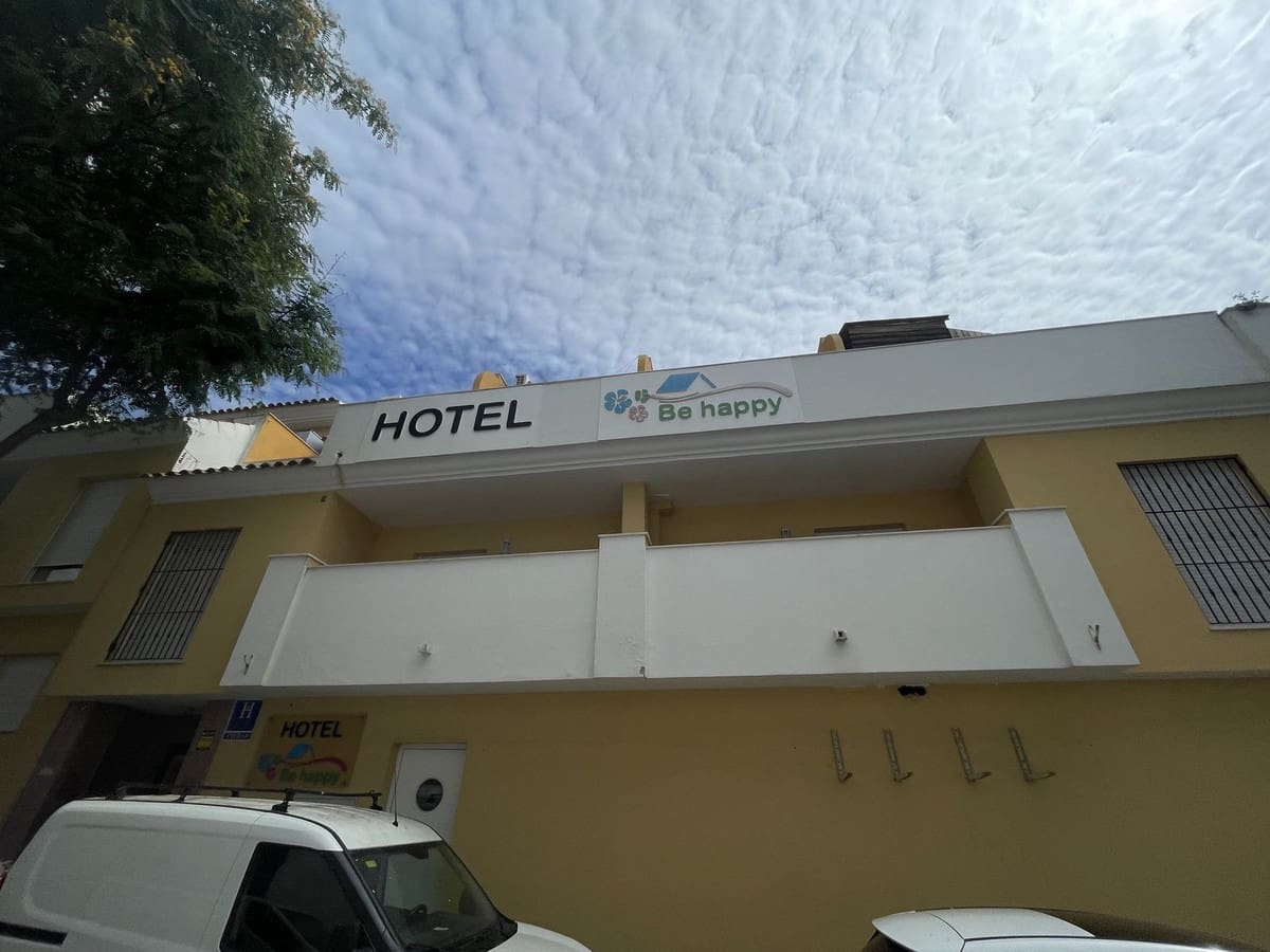 36 soveværelse Hotel til salg i Cancelada - € 3.800.000 (Ref: 8474743)