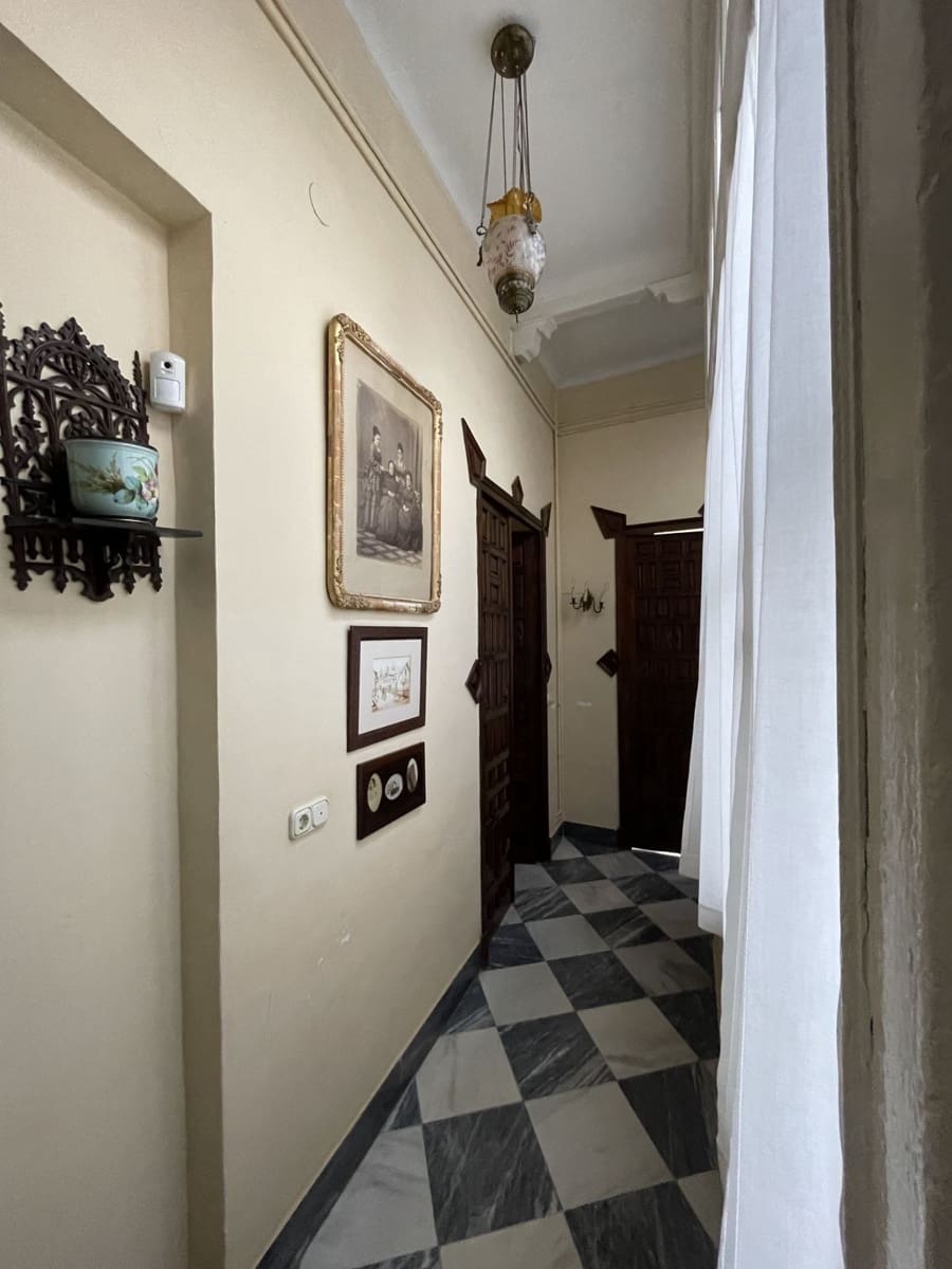 12 soverom Leilighet til salgs i Malaga by - € 3 000 000 (Ref: 8474793)